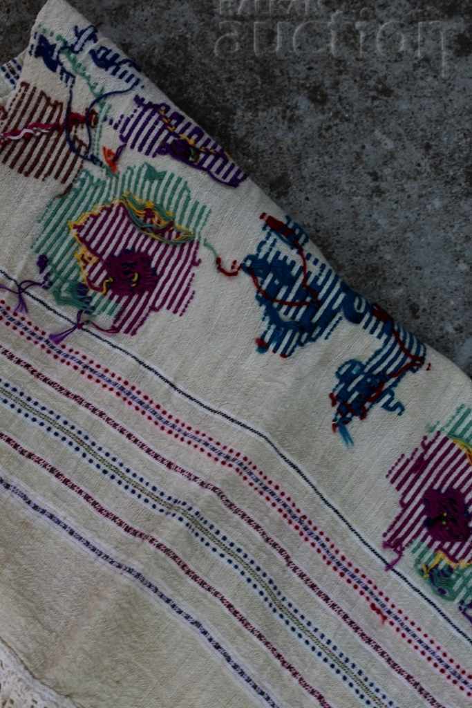 . AUTHENTIC RARE EMBROIDERED TOWEL MESAL EMBROIDERY LACE - 6 . AUTHENTIC RARE EMBROIDERED TOWEL MESAL EMBROIDERY LACE - 6