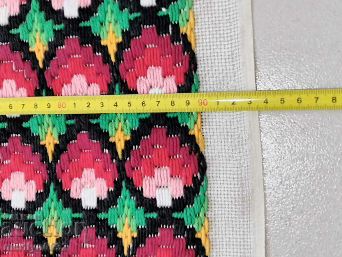 Παράδοση Εσωτερικό χαλί βουλγαρικού κεντήματος