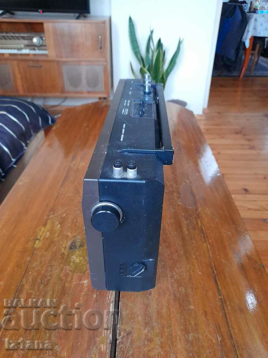 Vechi radiocasetofon SKR 700 - 5