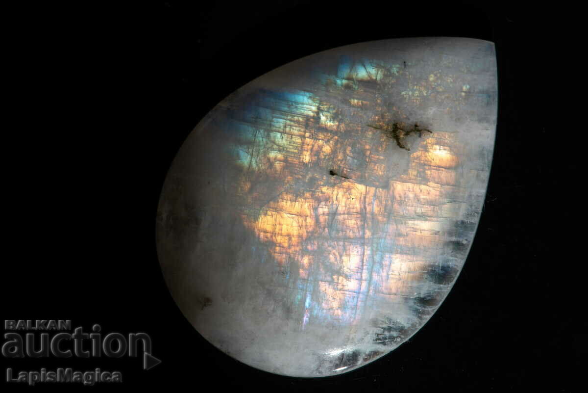 Cabochon picătură mare Moonstone 94ct