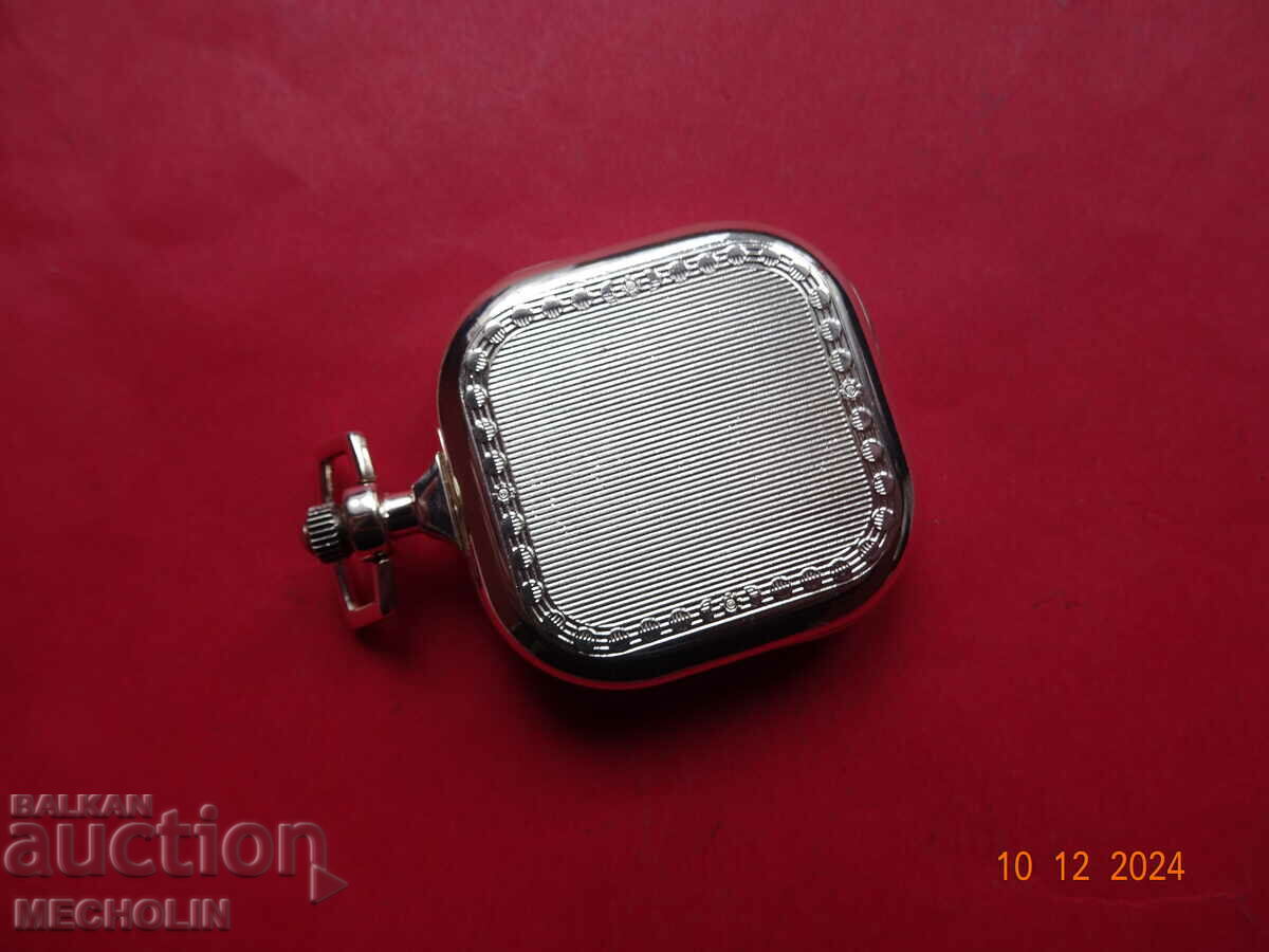 Delivery of THE HERITAGE COLLECTION POCKET WATCH 5 Delivery of THE HERITAGE COLLECTION POCKET WATCH 5