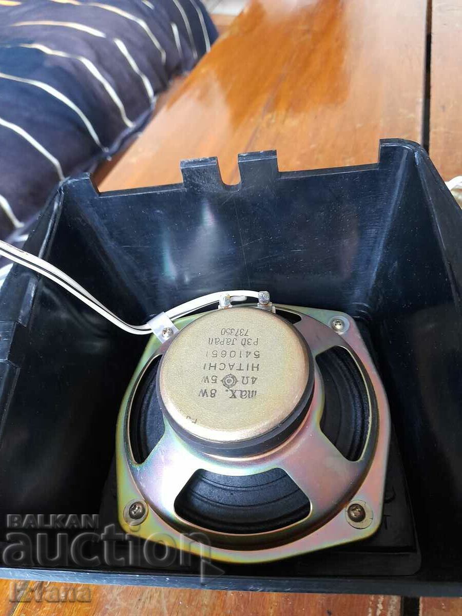 Old Hitachi car speakers - 6 Old Hitachi car speakers - 6