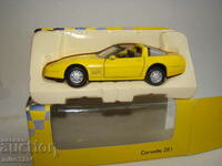 1:38 MAISTO CORVETTE ZR 1 MODEL METAL CAR TOY