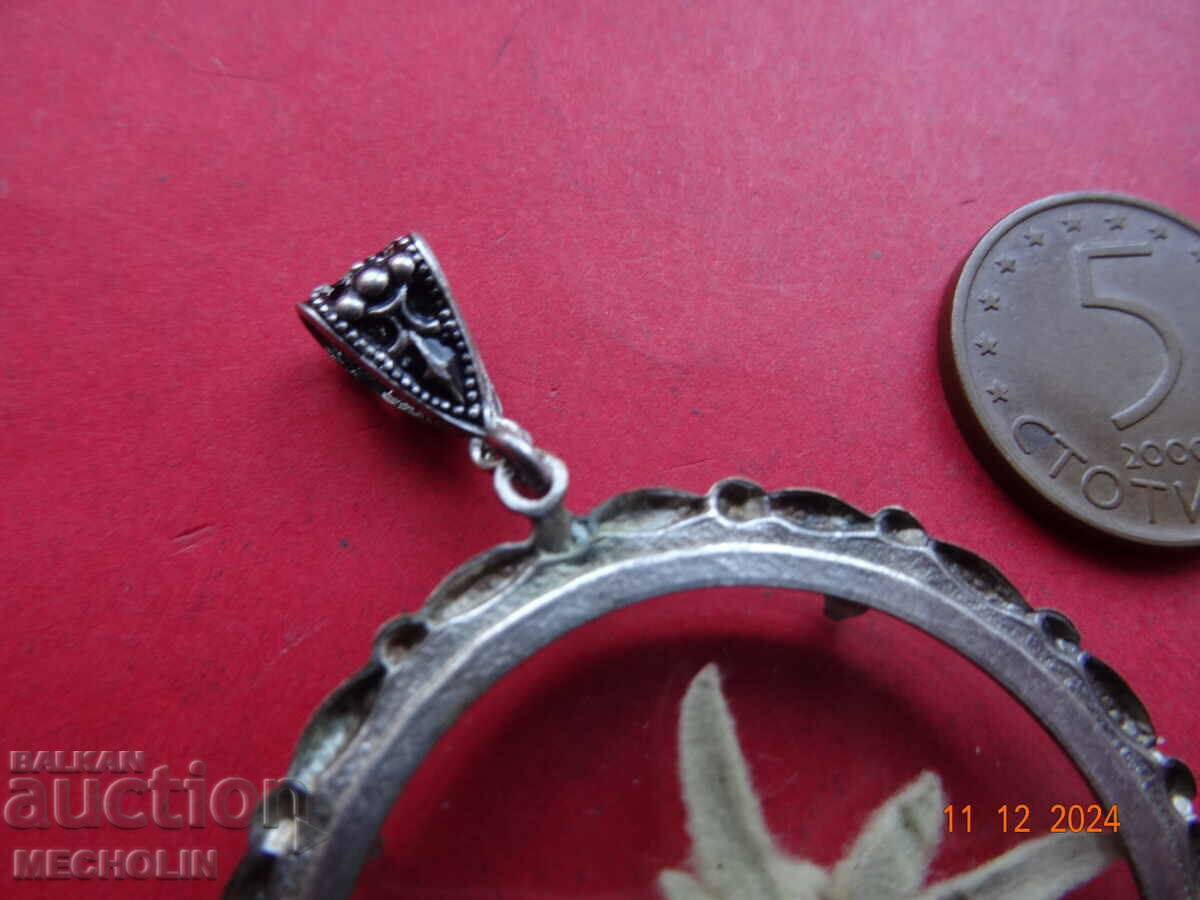 Pandantiv medalion de colecție edelweiss veche 1 - 6 Pandantiv medalion de colecție edelweiss veche 1 - 6