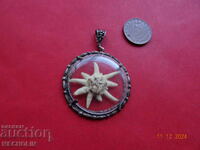 COLLECTIBLE OLD edelweiss locket pendant 1