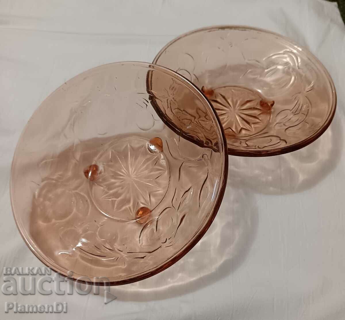 Auction Lot of 2 Old Glass Fruit Bowls from the 60s Auction Lot of 2 Old Glass Fruit Bowls from the 60s