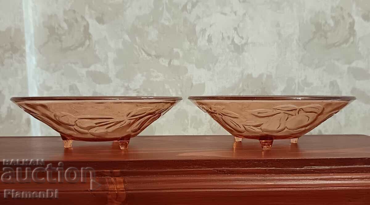 Lot of 2 Old Glass Fruit Bowls from the 60s Lot of 2 Old Glass Fruit Bowls from the 60s