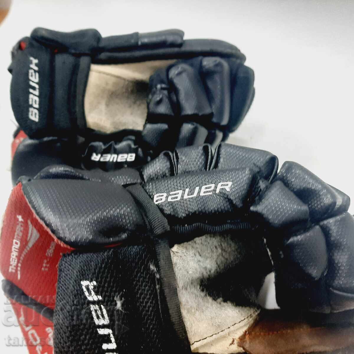 Delivery of Youth sports gloves (14.5) Delivery of Youth sports gloves (14.5)