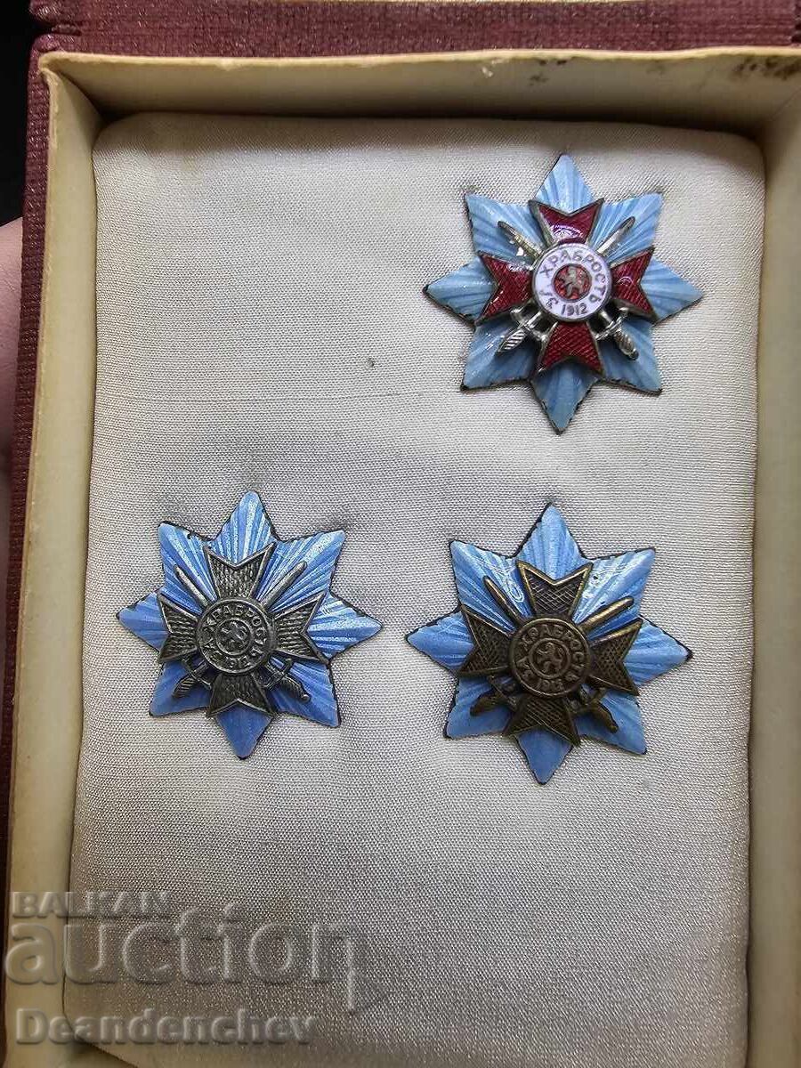 A lot of bravery miniatures A lot of bravery miniatures