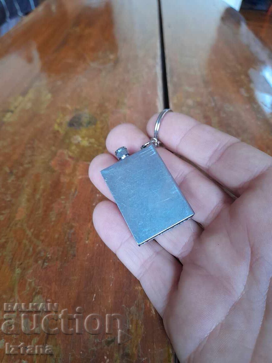 Old Forester keychain with price 32.00 BGN | € 16.36 Old Forester keychain with price 32.00 BGN | € 16.36