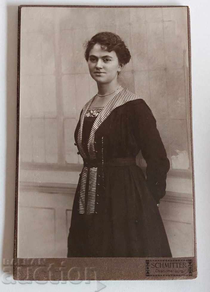 EARLY 20TH CENTURY OLD PHOTOGRAPH CARDBOARD PORTRAIT