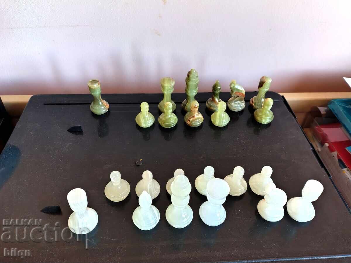 Interesting Old Chess Pieces From 0.01 Cent.