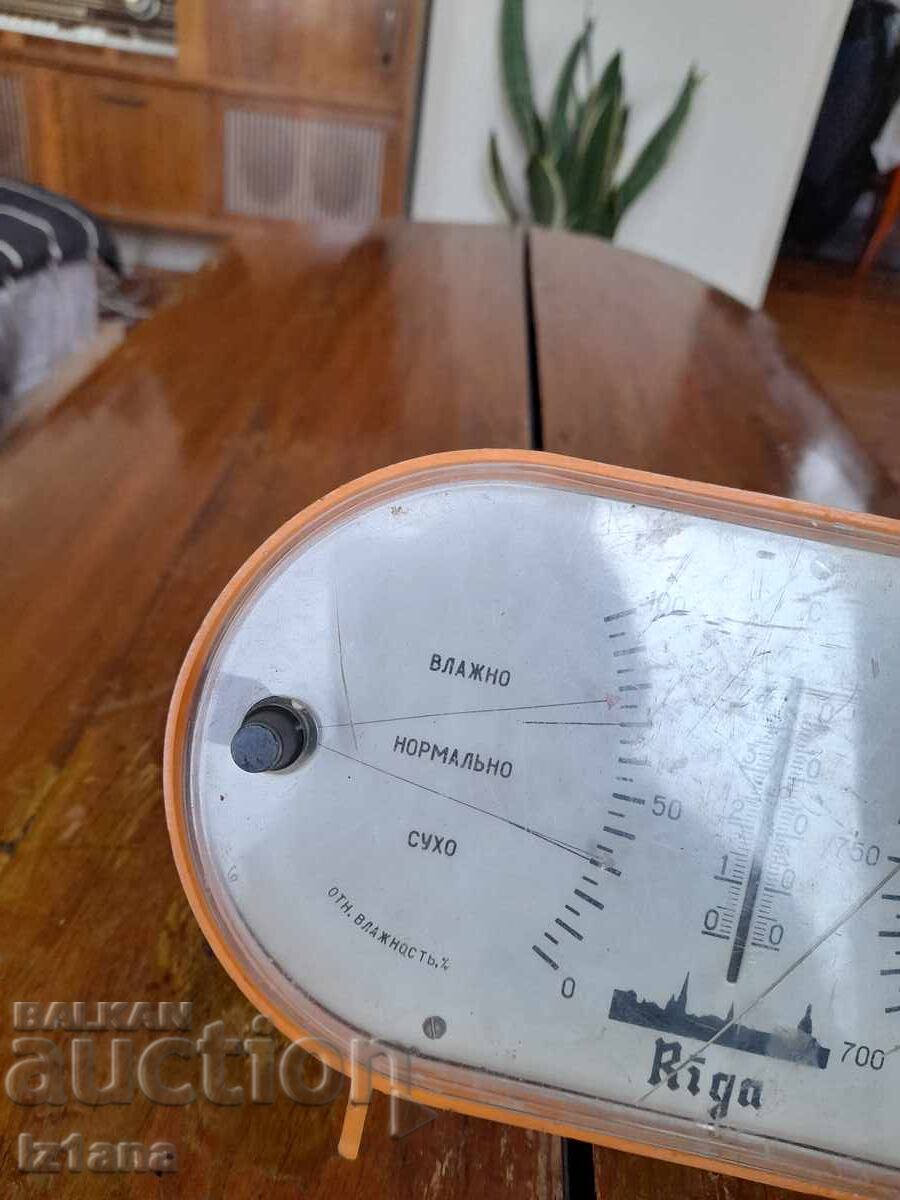 Auction Old device, barometer, thermometer, hygrometer Riga Auction Old device, barometer, thermometer, hygrometer Riga