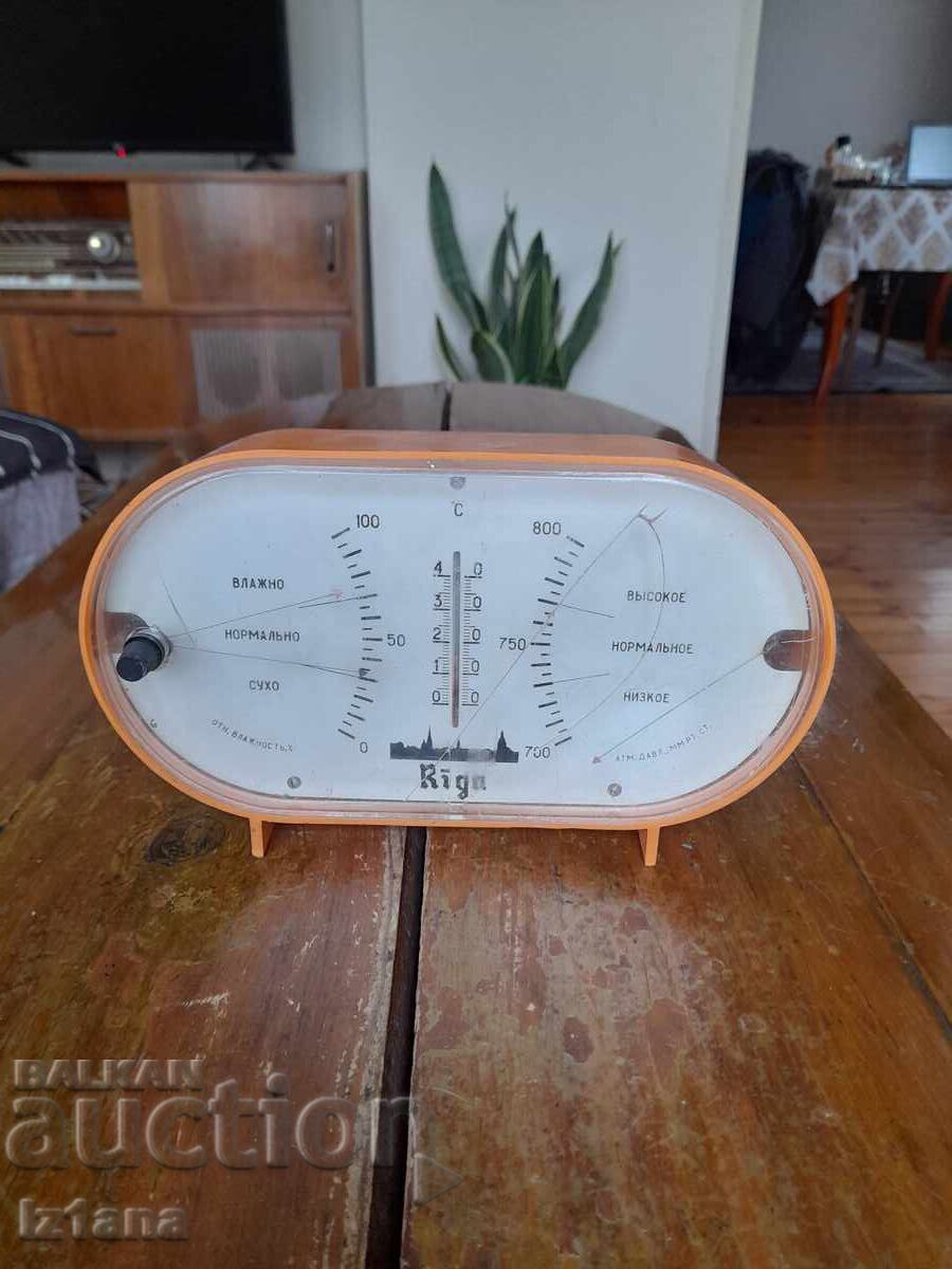 Old device, barometer, thermometer, hygrometer Riga