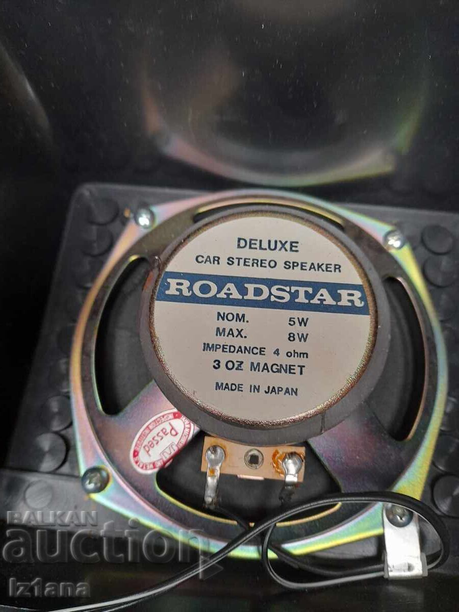 Delivery of Old Roadstar car speakers