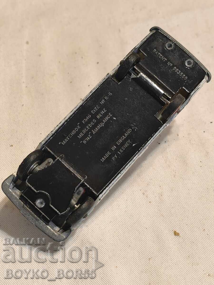 Delivery of English Children's Toy Pram 1972