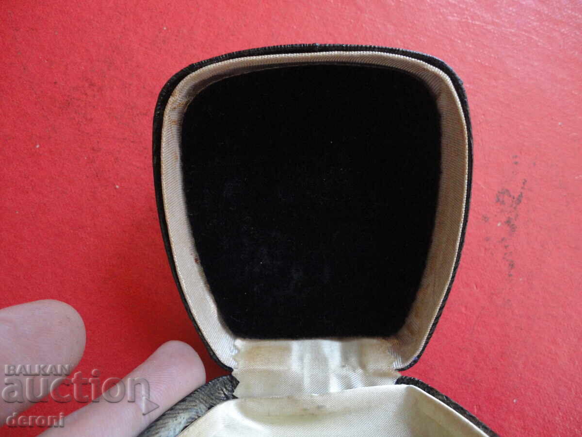 Vintage watch coin jewelry box - 7 Vintage watch coin jewelry box - 7