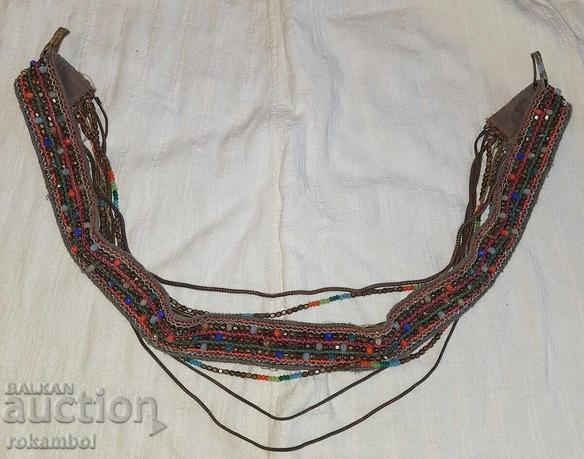 Auction Old jewelry, chinstrap for costume Auction Old jewelry, chinstrap for costume