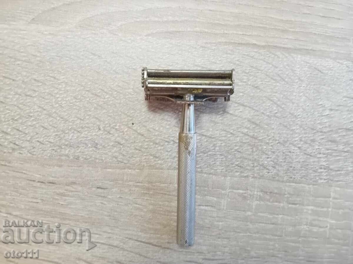 OLD VALET SHAVER - 5 OLD VALET SHAVER - 5
