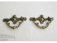 Lot of 2 old bronze baroque drawer handles, excellent