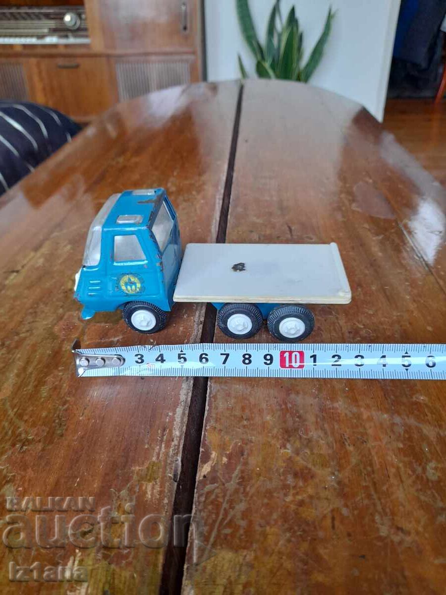 Delivery of Old MIR truck Delivery of Old MIR truck