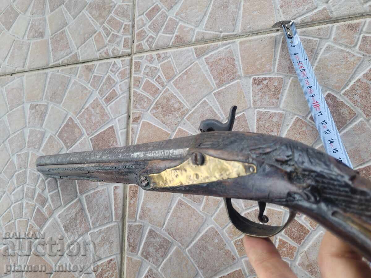 Παράδοση όπλο, πιστόφ, πυριτόλιθο, ευζαλία