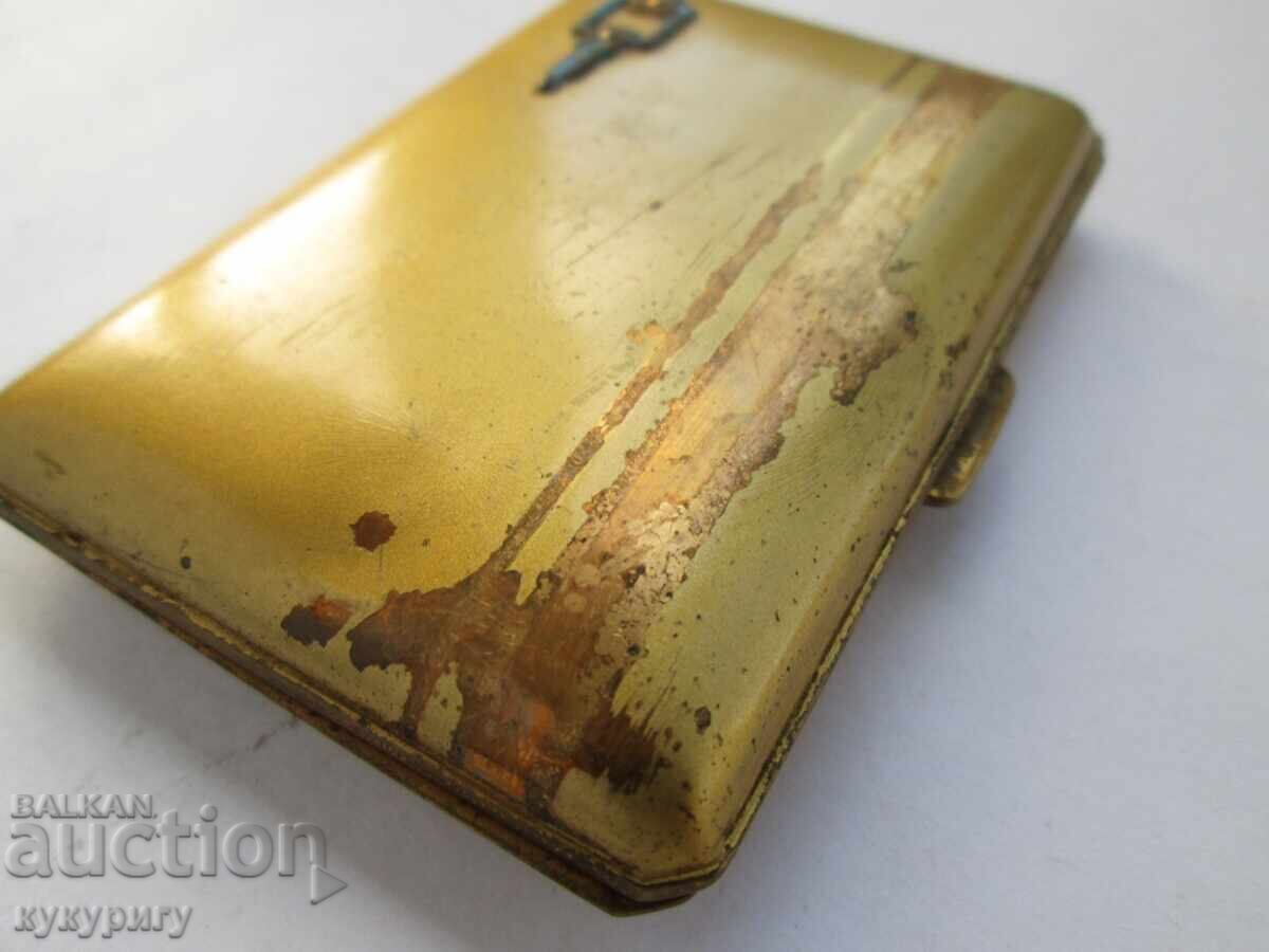 Old small ladies' Art Deco cigarette case with price 45.00 BGN | € 23.01 Old small ladies' Art Deco cigarette case with price 45.00 BGN | € 23.01