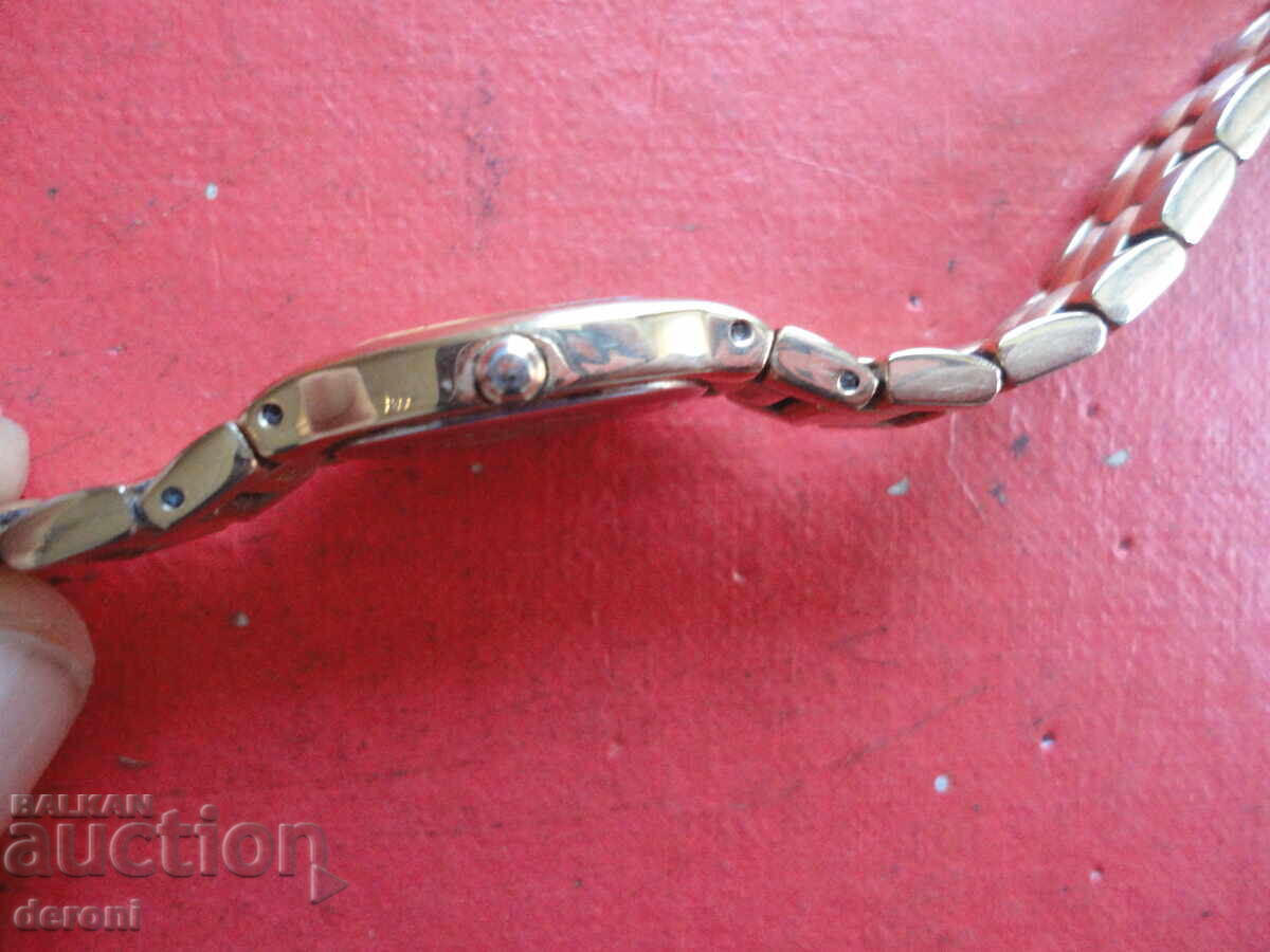 Delivery of Festina 1604 Gold Plated Ladies Watch Delivery of Festina 1604 Gold Plated Ladies Watch