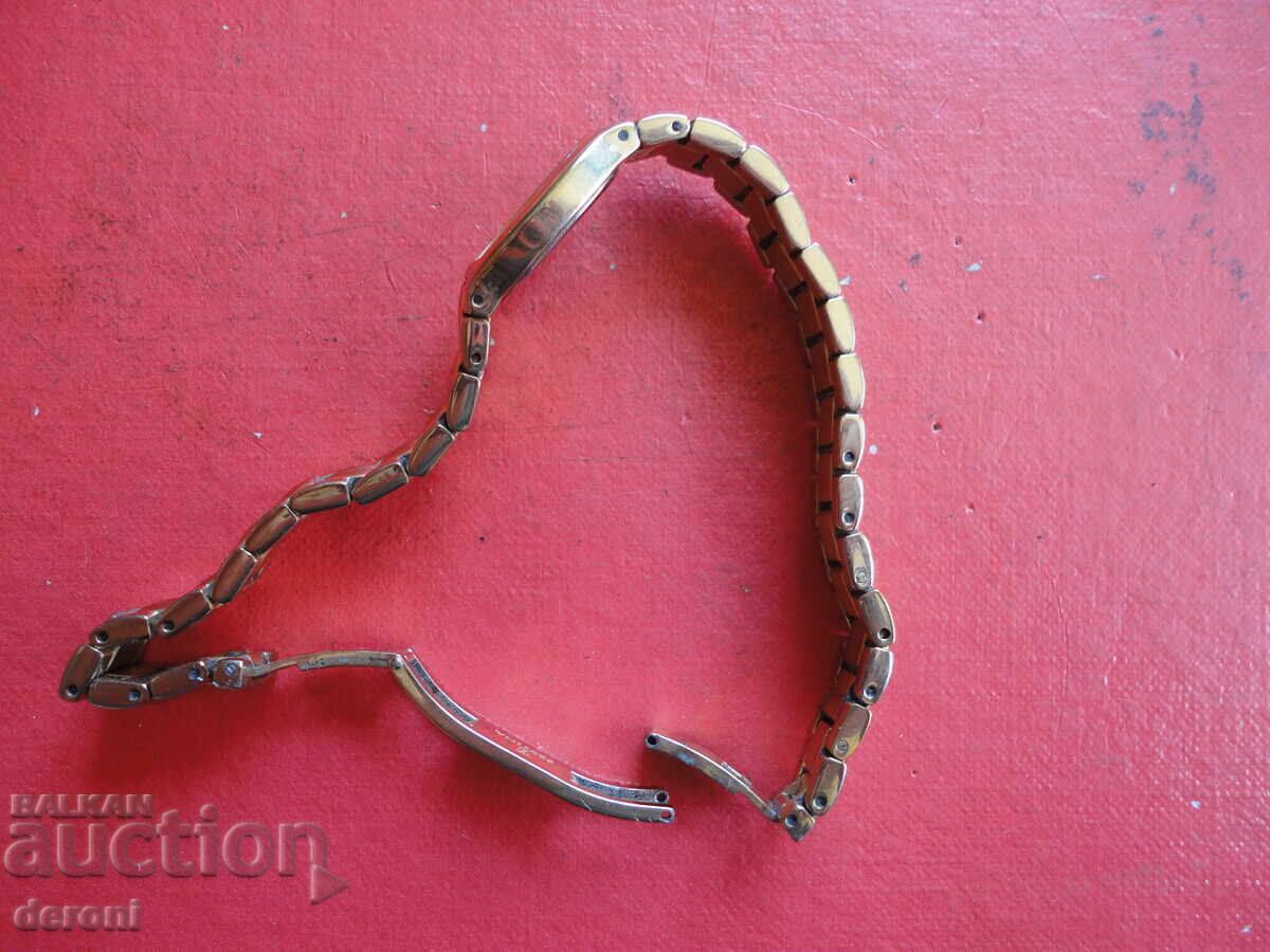 Festina 1604 Gold Plated Ladies Watch - 6 Festina 1604 Gold Plated Ladies Watch - 6