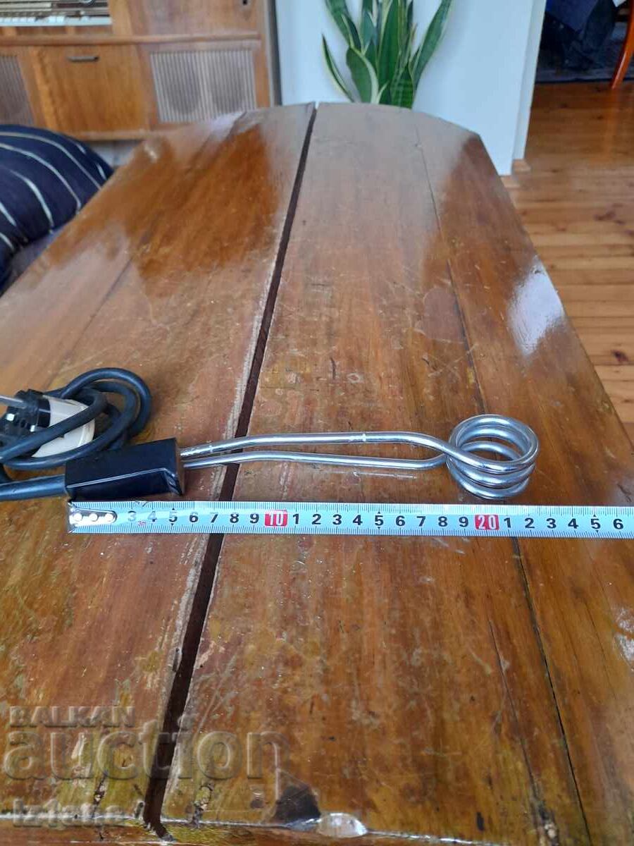 Παλιό γρήγορο φαγητό με τιμή 16.00 BGN | € 8.18