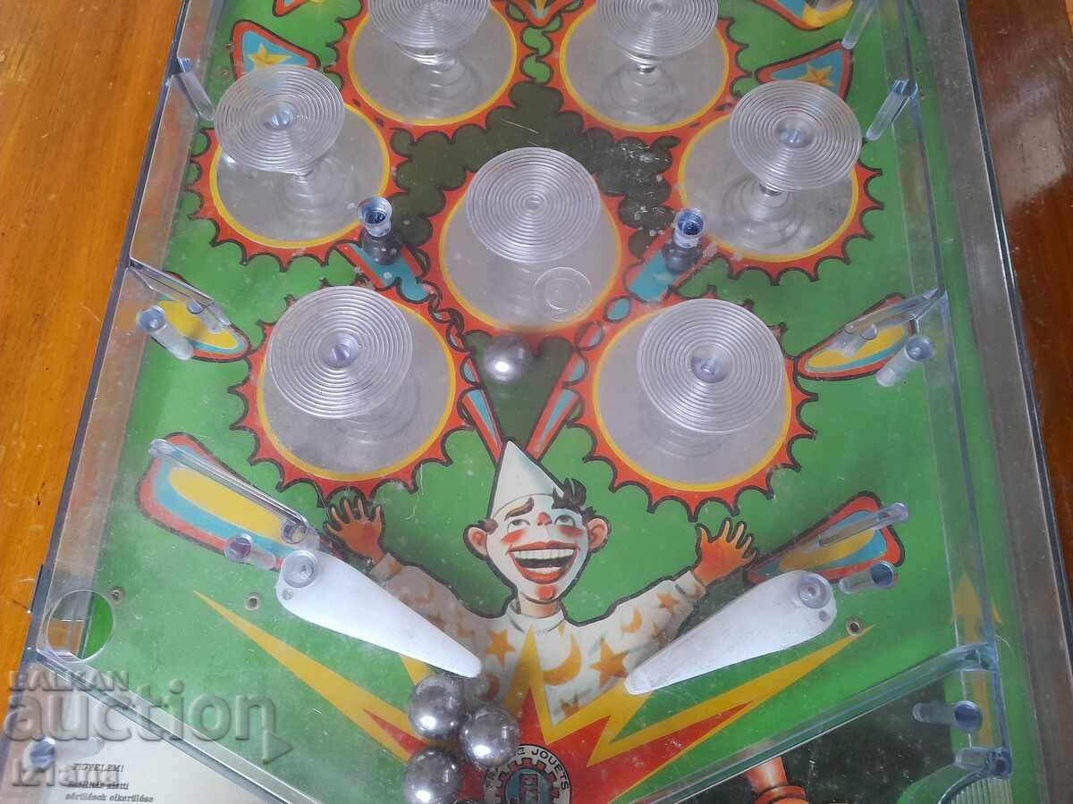 Auction An old children's pinball game Auction An old children's pinball game