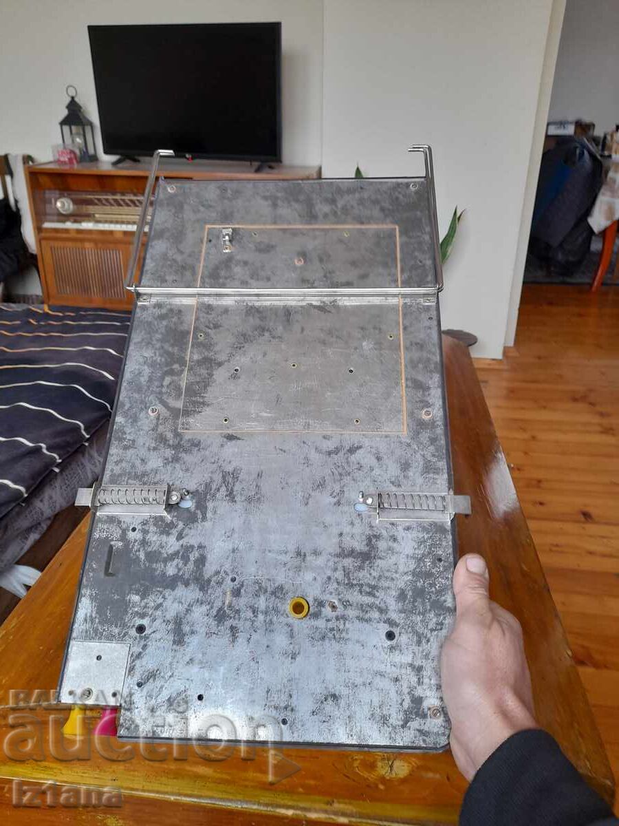 An old children's pinball game - 7 An old children's pinball game - 7