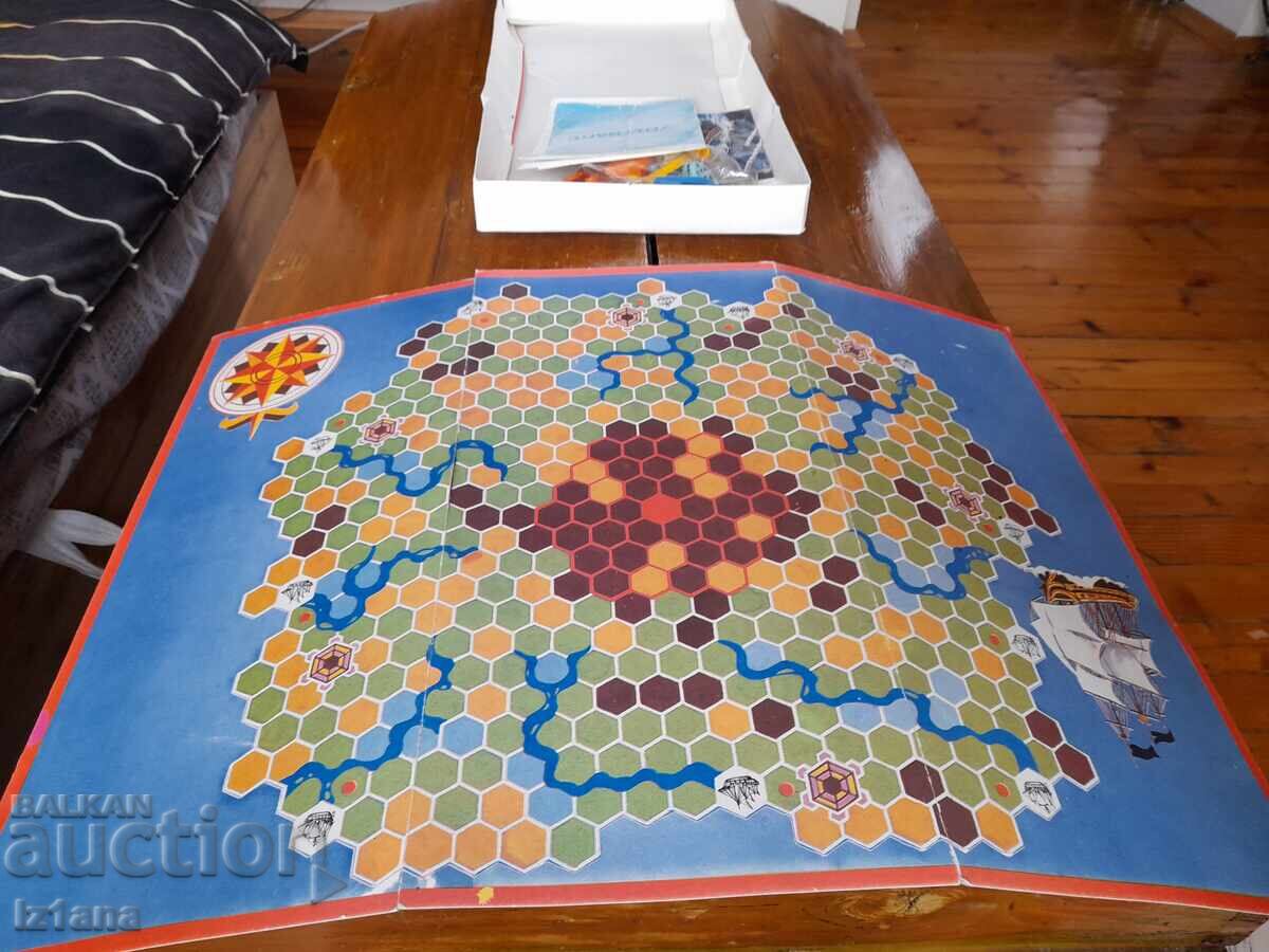 Ένα παλιό παιδικό παιχνίδι Treasure Island με τιμή 55.00 BGN | € 28.12 Ένα παλιό παιδικό παιχνίδι Treasure Island με τιμή 55.00 BGN | € 28.12