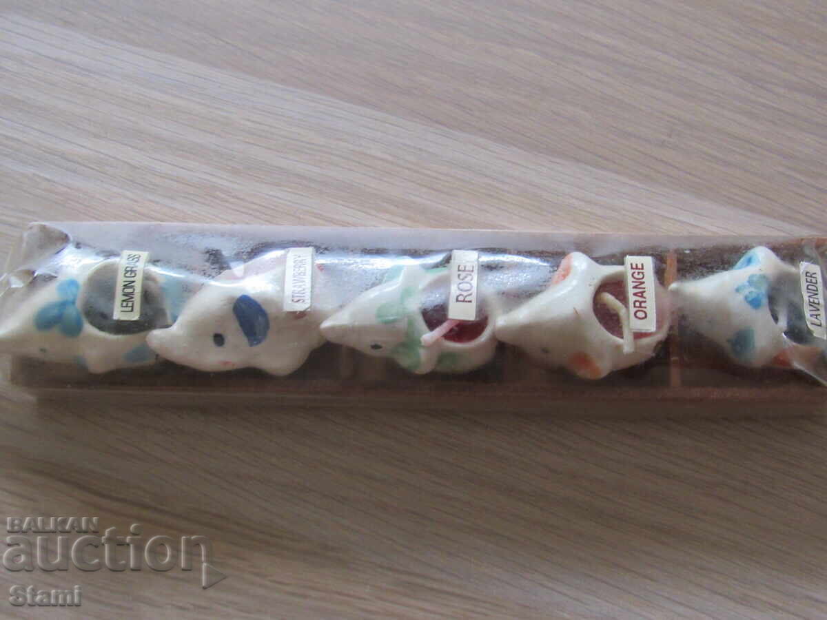 5 small scented candles, India - 6 5 small scented candles, India - 6