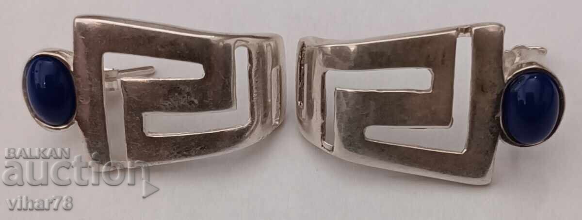 Delivery of SILVER EARRINGS Delivery of SILVER EARRINGS