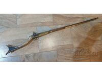 Пушка, кремаклийка, шишане, бойлия, карамфилка