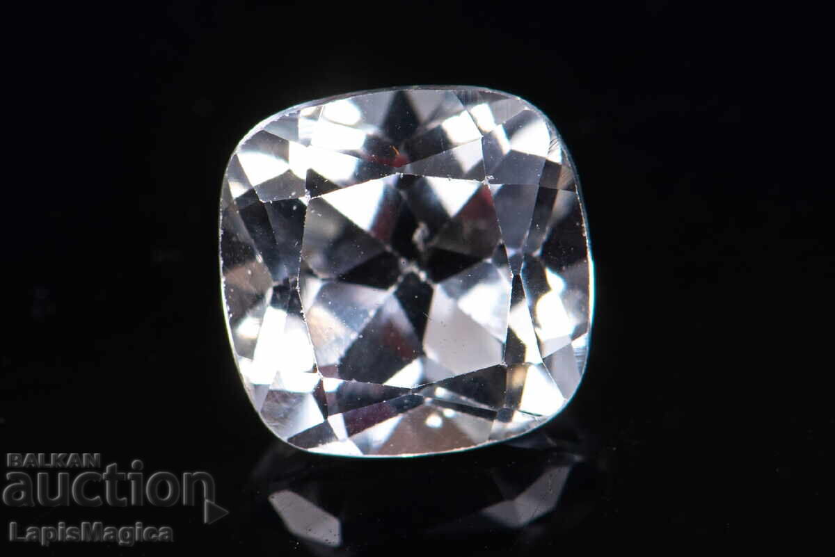 Бял топаз 1.87ct 7mm cushion шлифовка #9