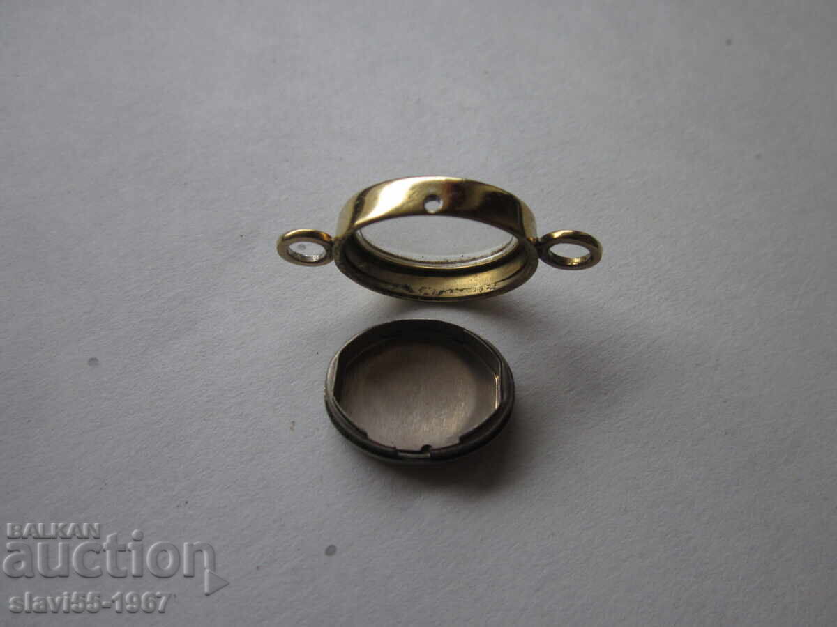 Доставка на КАСА ЗА ДАМСКИ ЧАСОВНИК  БЗЦ  !!!