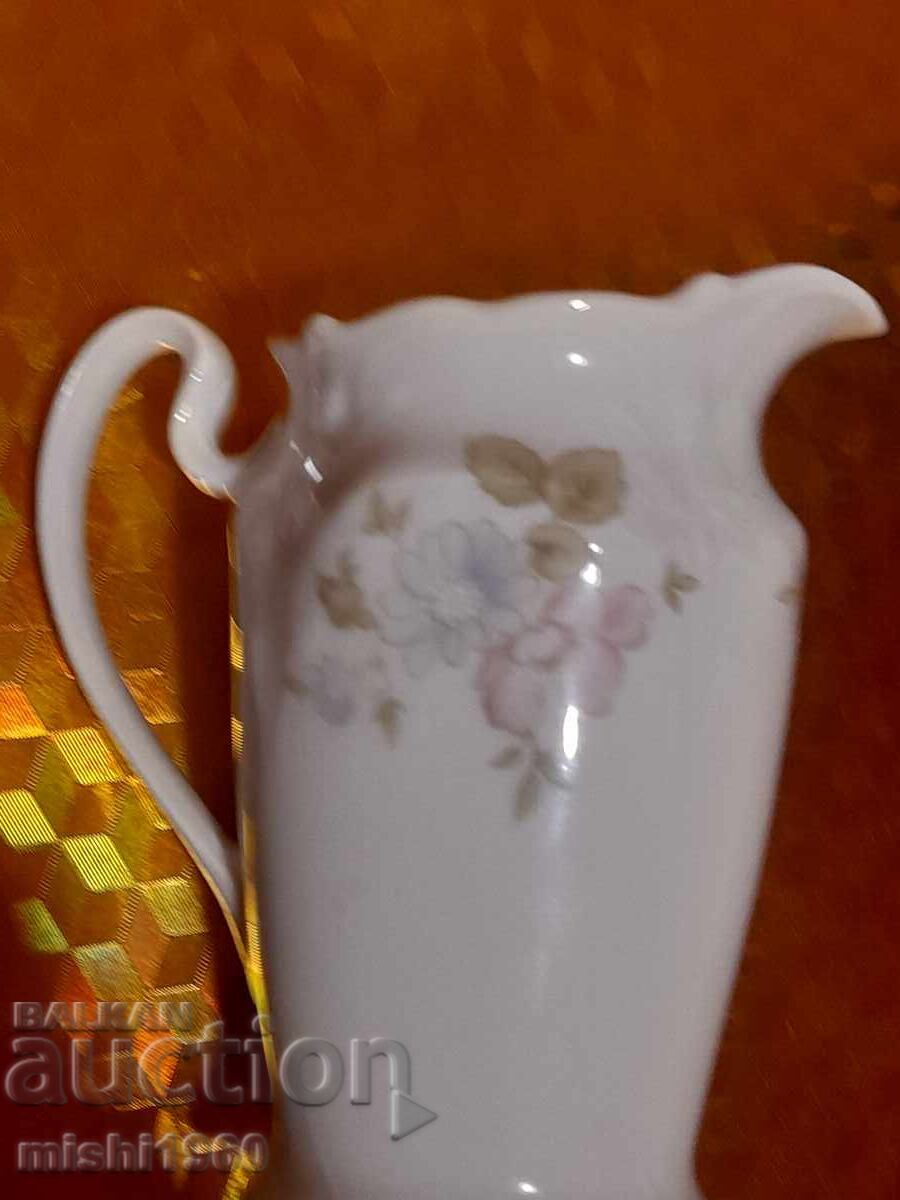 Porcelain latiere with price 6.00 BGN | € 3.07 Porcelain latiere with price 6.00 BGN | € 3.07