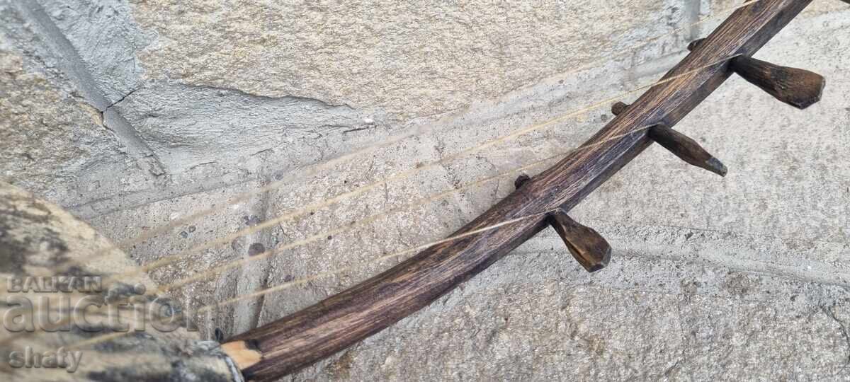 Delivery of Old African musical instrument