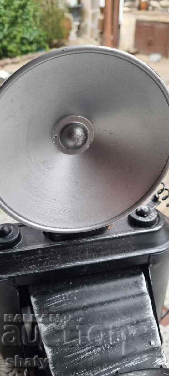 Аукцион Метален часовник Фотоапарат Аукцион Метален часовник Фотоапарат