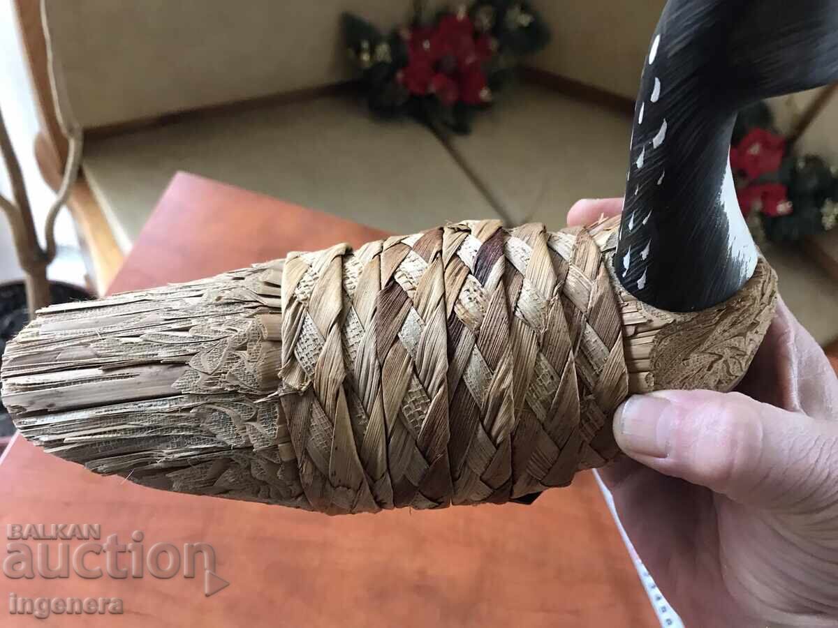 Delivery of FIGURE WOOD PLASTIC BRAIDED DUCK DUCK BEAUTY