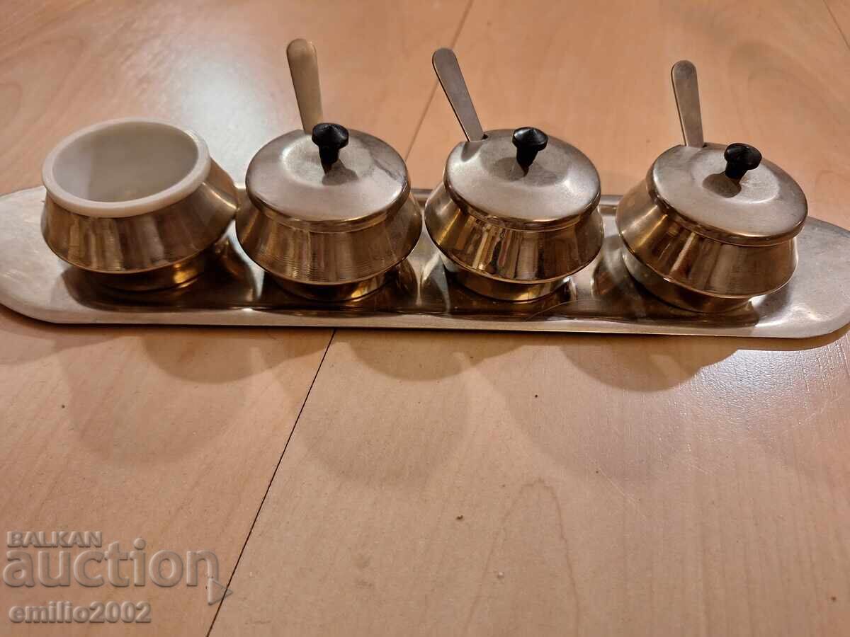 Retro spice set with price 7.00 BGN | € 3.58 Retro spice set with price 7.00 BGN | € 3.58