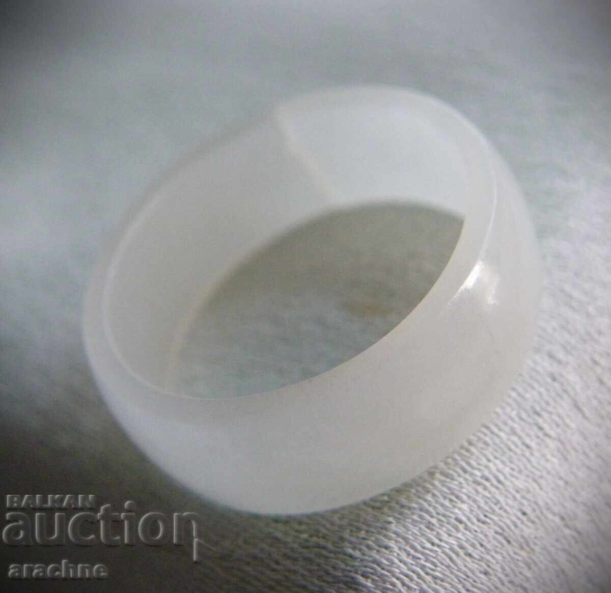 Auction White imperial jade ring, Russia Auction White imperial jade ring, Russia