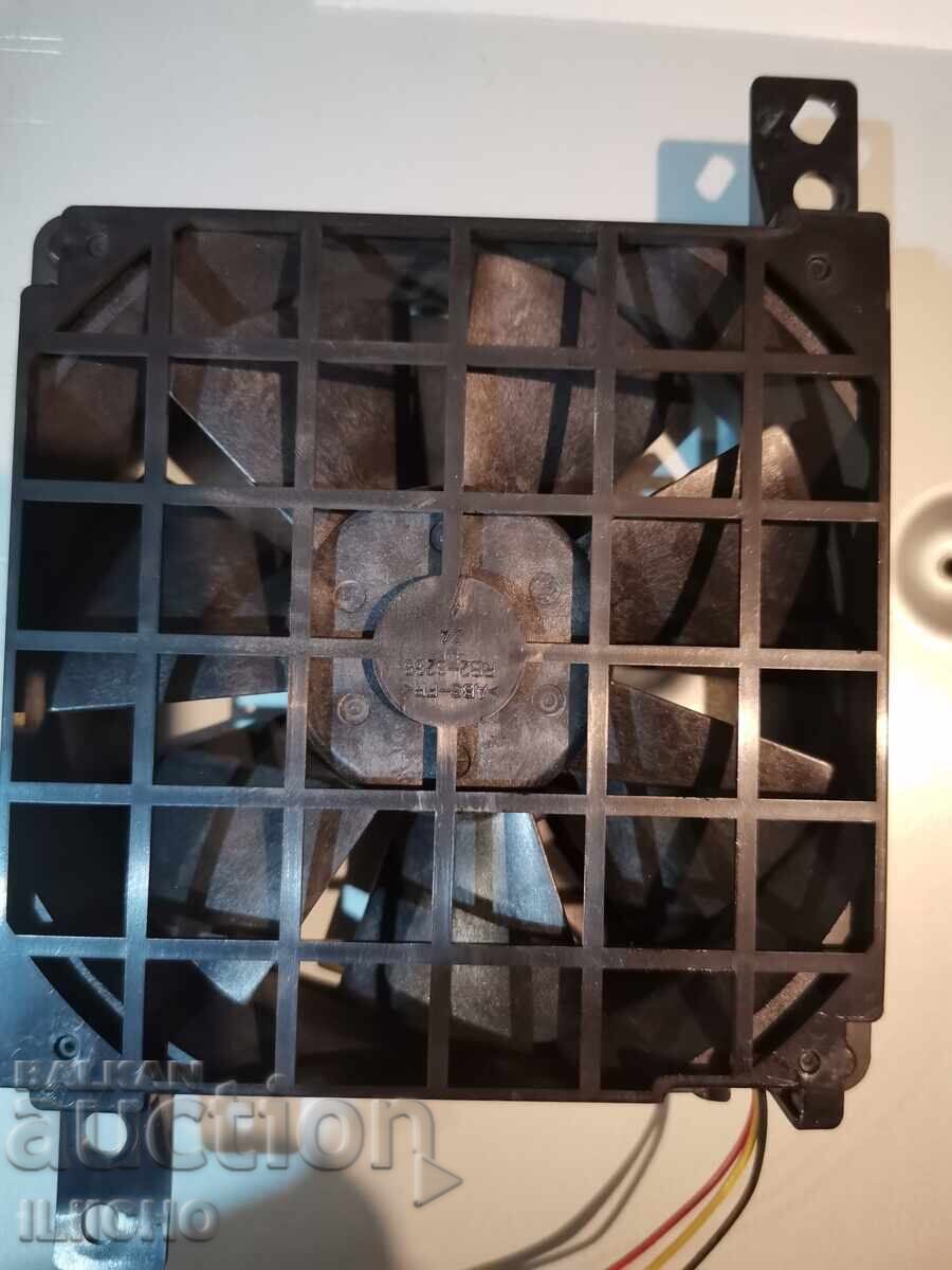 Auction Fan 25.5V Auction Fan 25.5V