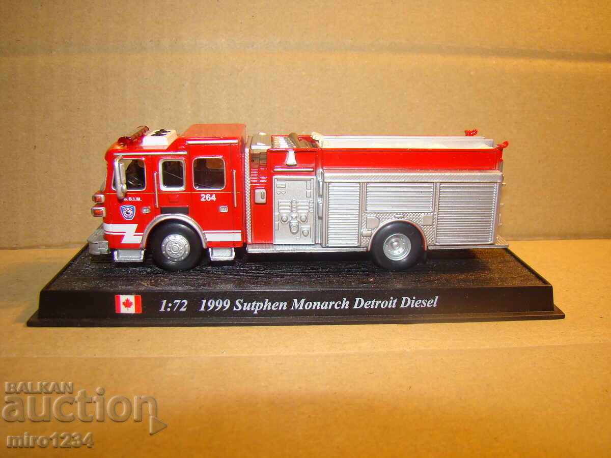 1/72 SUTPHEN MONARCH FIRE TRUCK MODEL TOY