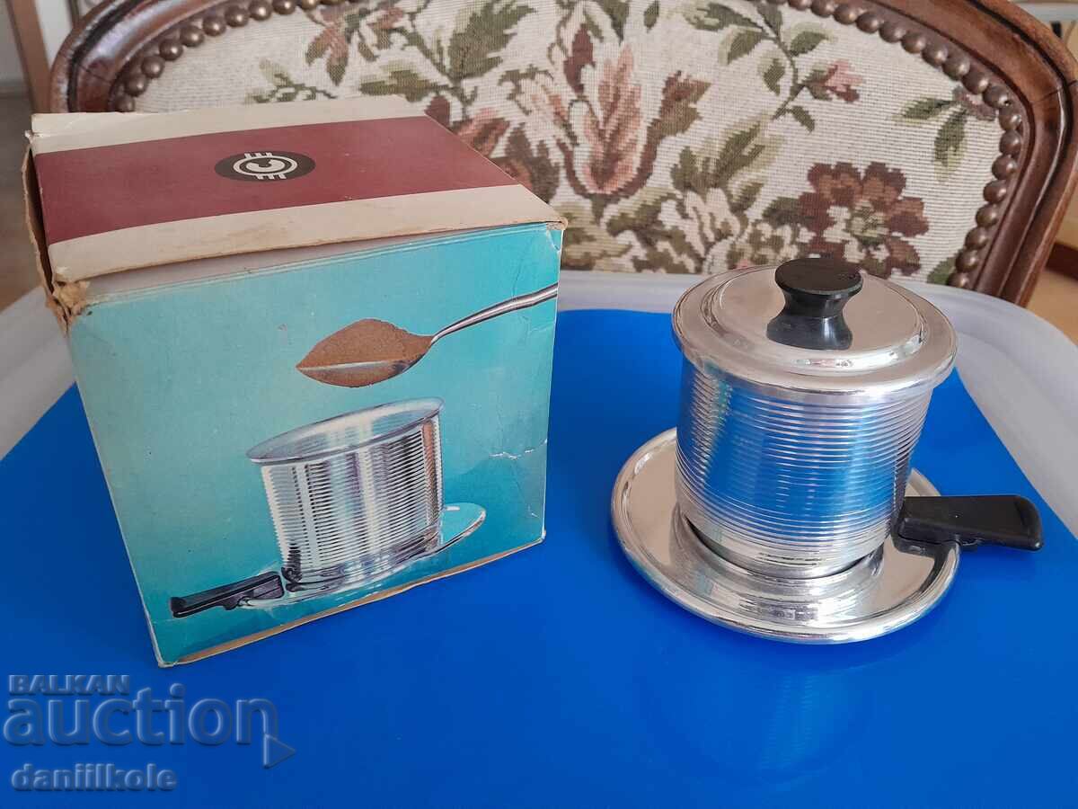 *$*Y*$* OLD UNUSED COFFEE MAKER WITH BOX *$*Y*$*