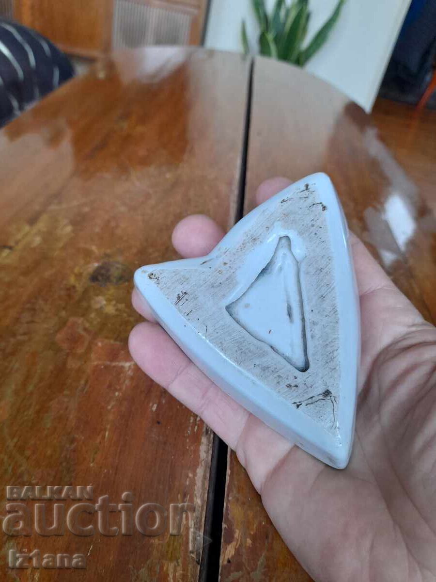 Delivery of Old porcelain ashtray