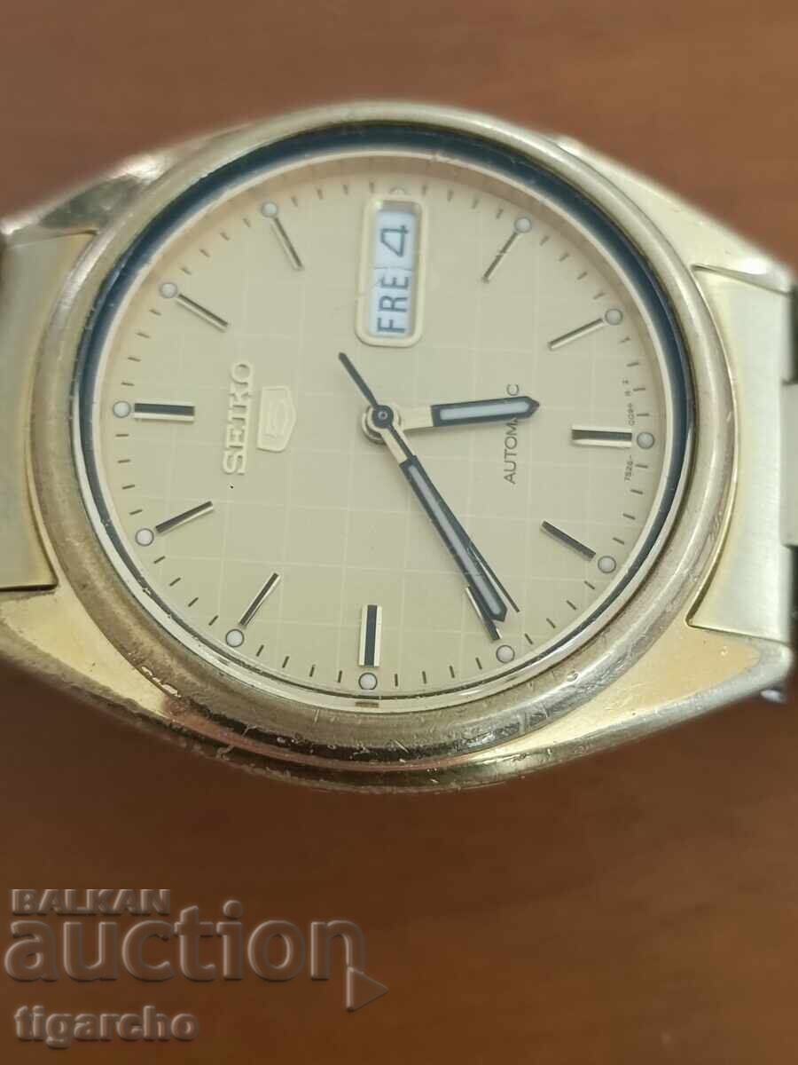 Seiko 5 watch - 6 Seiko 5 watch - 6