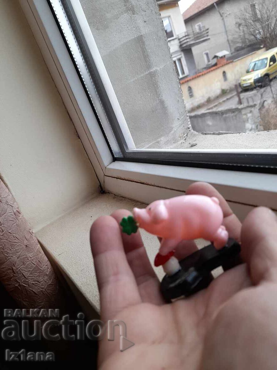 Old figurine Pig - 5 Old figurine Pig - 5